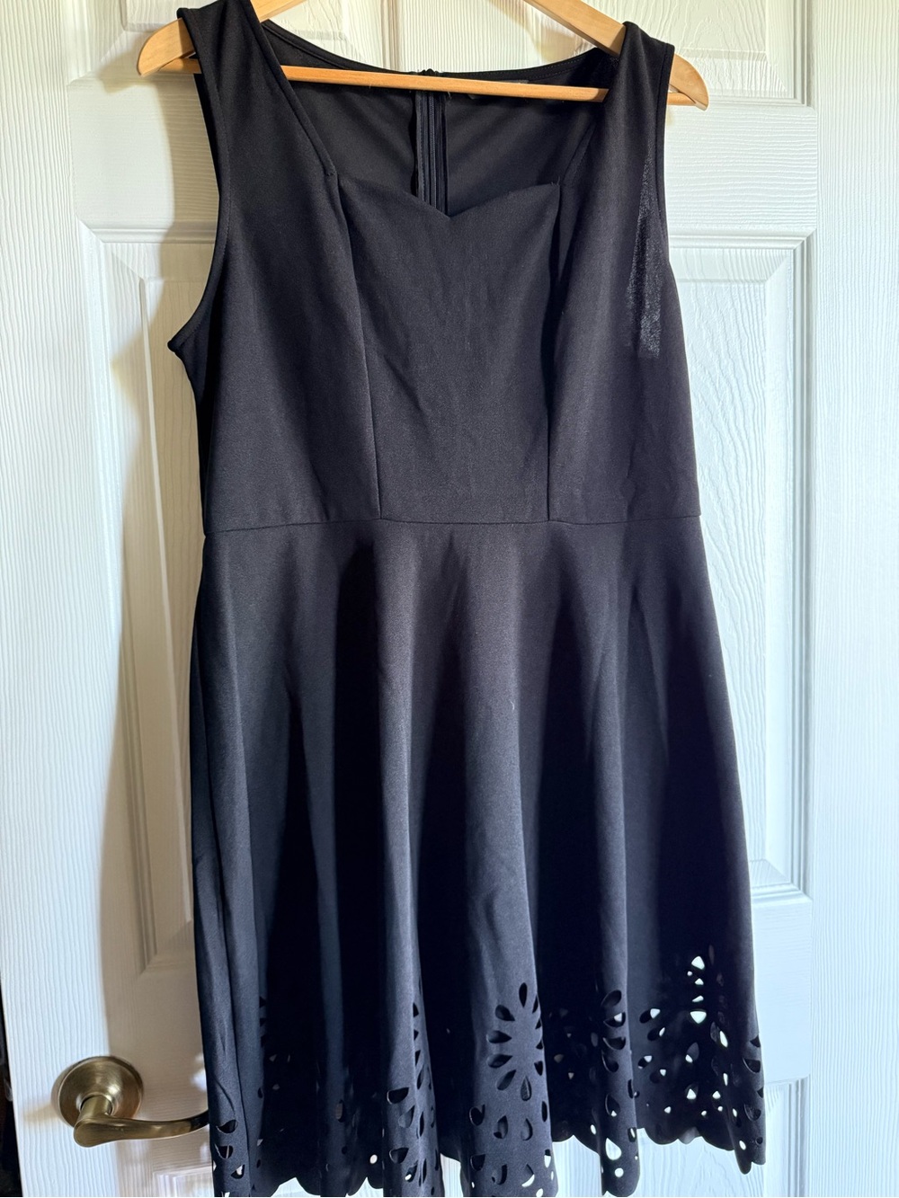 SHEIN Black Sleeveless Fit-and-Flare Laser-Cut Hem Dress